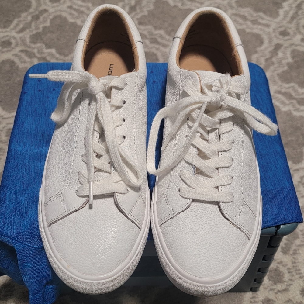 LUCKY BRAND 9 White Leather Sneakers